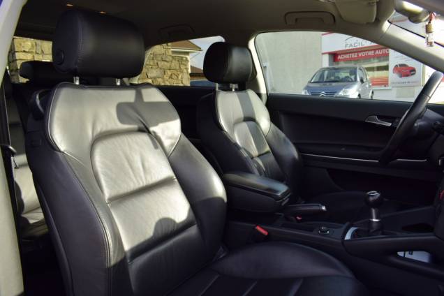AUDI A3 AMBITION LUXE 2.0 TDI 140 CV BVM 11