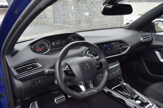 Peugeot 308 GT LINE 130 CV EAT8 8