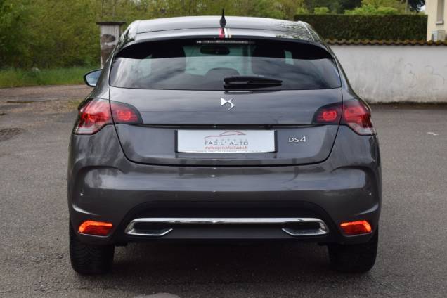 DS DS4 PERFORMANCE LINE 1.6 BLUE HDI 120 CV EAT6 8