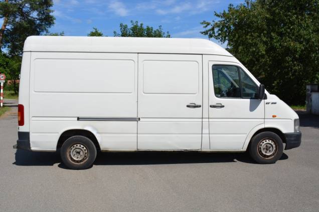 VOLKSWAGEN FOURGON SURELEVE LT 28 2.5 TDI 83 CV / 1ere MAIN / SUIVI COMPLET 6
