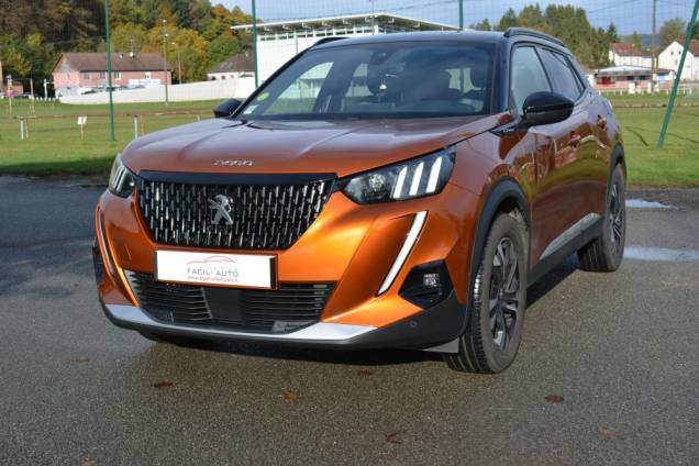 PEUGEOT 2008 GT LINE EAT 8 HDI 130 CV / BOITE AUTOMATIQUE / 4 ROUES HIVER OFFERTES 1