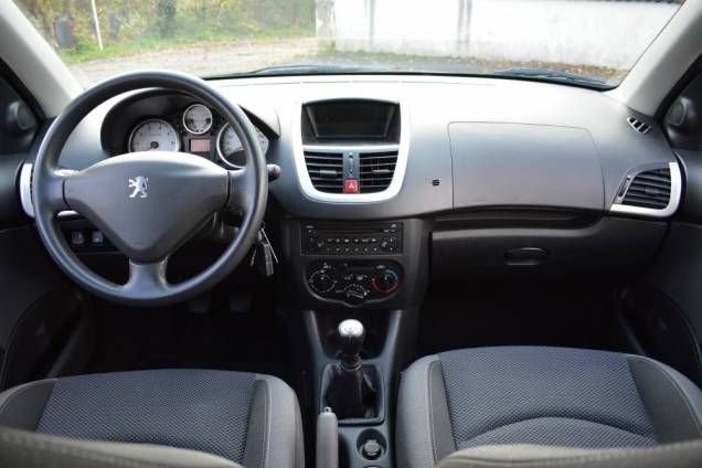 PEUGEOT 206+ 1.4 75 CV 5 PORTES / 1ère MAIN / CLIMATISATION / 56200 KMS 16