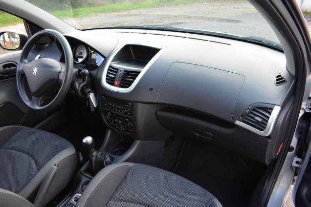 PEUGEOT 206+ 1.4 75 CV 5 PORTES / 1ère MAIN / CLIMATISATION / 56200 KMS 17