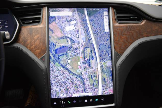 TESLA MODEL S DUAL MOTOR LONG RANGE / 1ere MAIN / 55500 KMS 17