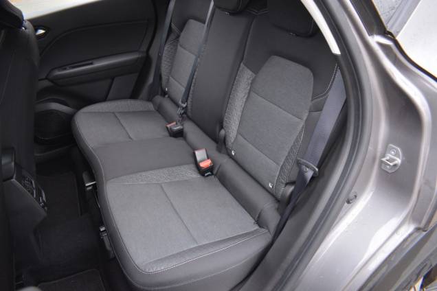 RENAULT CAPTUR EQUILIBRE 90 CV / 44000 KMS / 1ere MAIN 16