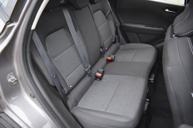 RENAULT CAPTUR EQUILIBRE 90 CV / 44000 KMS / 1ere MAIN 23