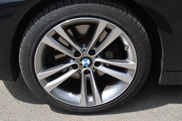 BMW SERIE 3 LUXURY XDRIVE 330 D 3.0 258 CV / ORIGINE FRANCE / SUIVI COMPLET BMW 9