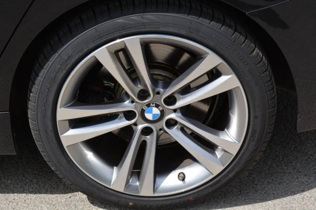 BMW SERIE 3 LUXURY XDRIVE 330 D 3.0 258 CV / ORIGINE FRANCE / SUIVI COMPLET BMW 10