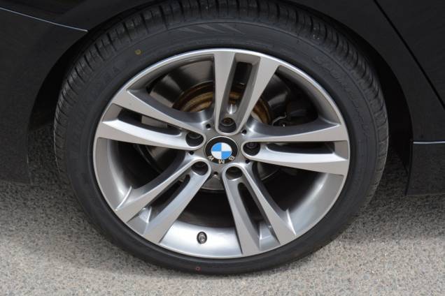 BMW SERIE 3 LUXURY XDRIVE 330 D 3.0 258 CV / ORIGINE FRANCE / SUIVI COMPLET BMW 12