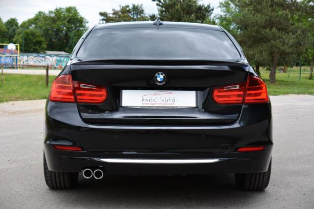 BMW SERIE 3 LUXURY XDRIVE 330 D 3.0 258 CV / ORIGINE FRANCE / SUIVI COMPLET BMW 6