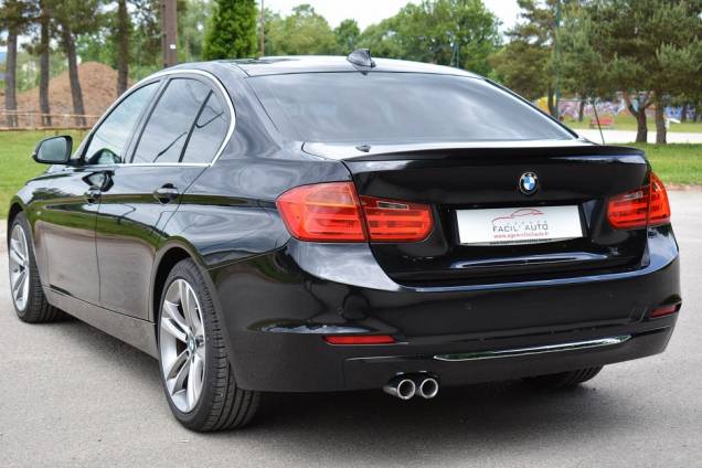 BMW SERIE 3 LUXURY XDRIVE 330 D 3.0 258 CV / ORIGINE FRANCE / SUIVI COMPLET BMW 4