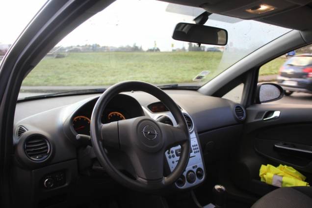 OPEL CORSA 1.0 65 CV BVM5 / 1ER MAIN / ORIGINE FRANCE 8
