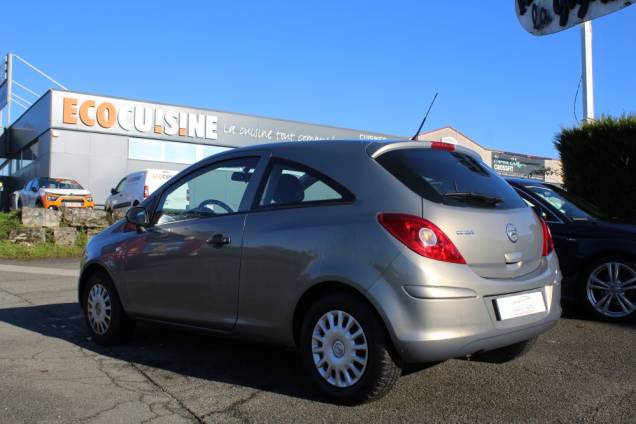 OPEL CORSA 1.0 65 CV BVM5 / 1ER MAIN / ORIGINE FRANCE 6