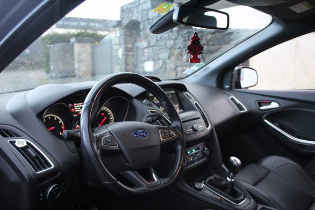 FORD FOCUS ST 2.0 TI-VCT 250 CV BVM6 / SONY  7