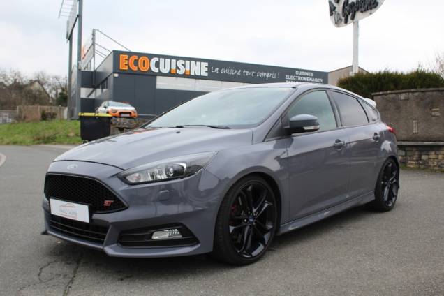 FORD FOCUS ST 2.0 TI-VCT 250 CV BVM6 / SONY  1