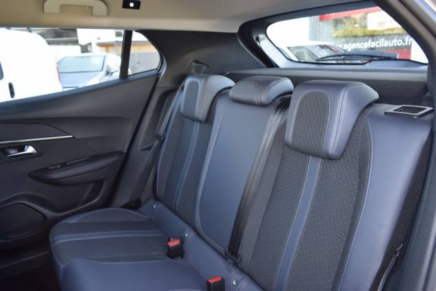 PEUGEOT 2008 ALLURE 1.5 HDI 100 CV BVM 11