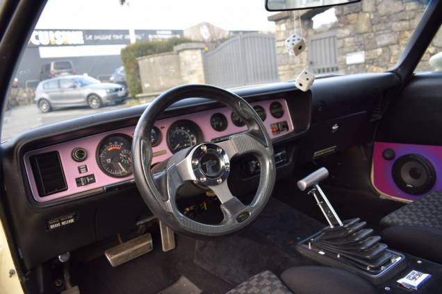 PONTIAC FIREBIRD FORMULA 400 V8 6.6 BVA 4