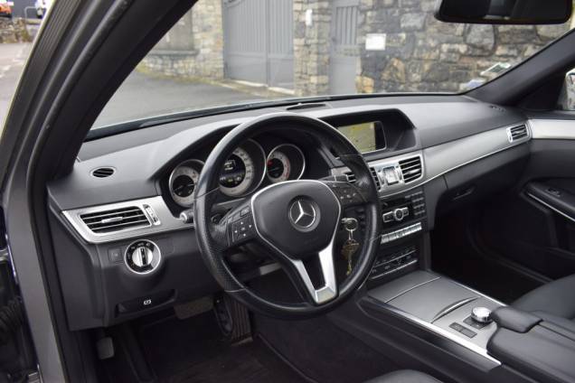 MERCEDES CLASSE E 220 CDI EXECUTIVE 170 CV BVA  16