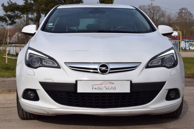 OPEL ASTRA GTC SPORT PACK 2.0 CDTI 165 CV / 67 900 KM 7