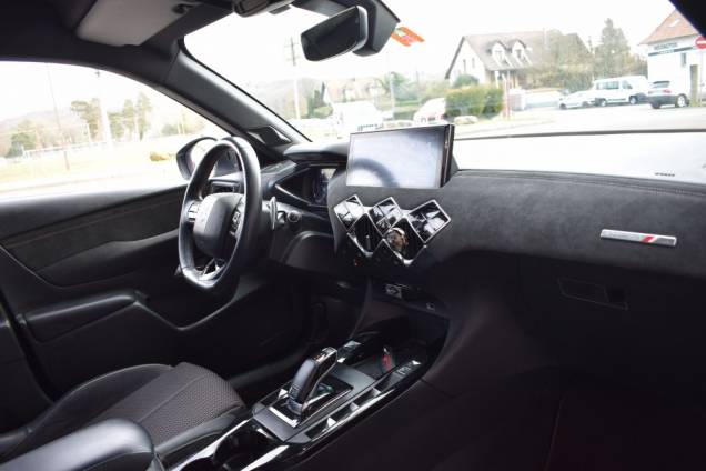 DS DS3 CROSSBACK PERFORMANCE LINE 155 CV EAT8 10