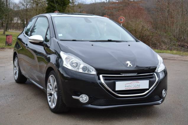 PEUGEOT 208 1.6 120 CV FELINE / 72500 KMS / TOIT PANORAMIQUE 2