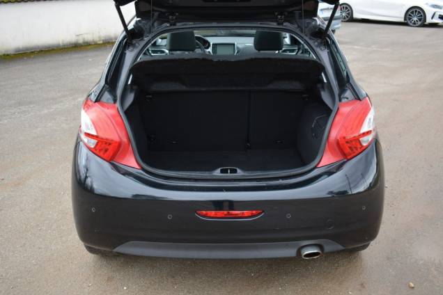 PEUGEOT 208 1.6 120 CV FELINE / 72500 KMS / TOIT PANORAMIQUE 18