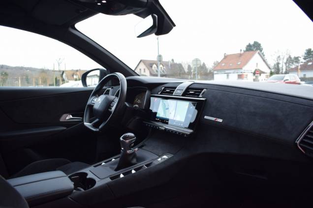 DS DS7 CROSSBACK PERFORMANCE LINE HDI 130 CV BV6 / 49 000 KM 14
