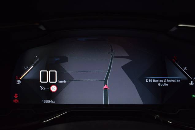 DS DS7 CROSSBACK PERFORMANCE LINE HDI 130 CV BV6 / 49 000 KM 13