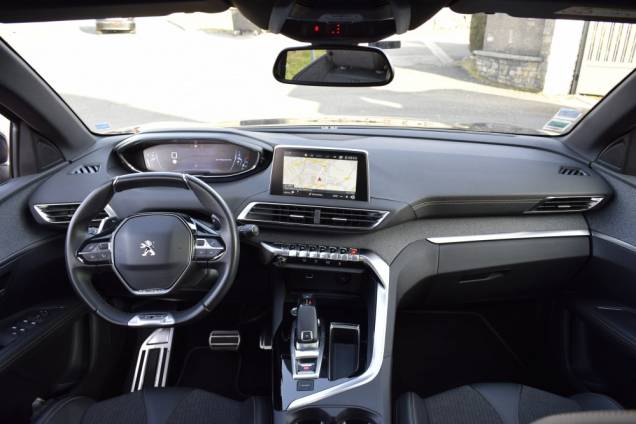 PEUGEOT 3008 GT LINE 130 CV EAT8 7