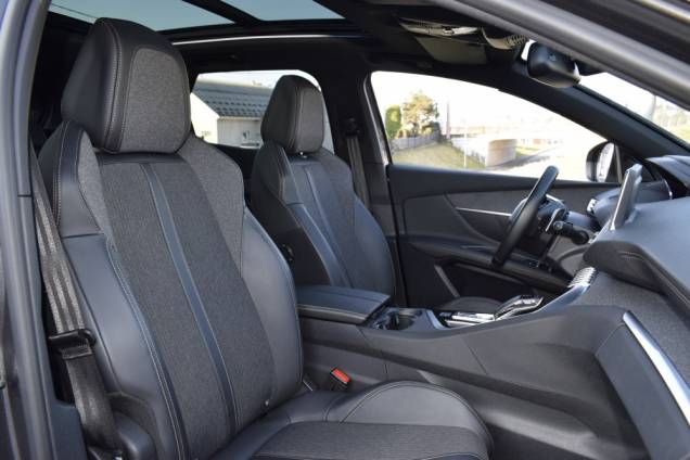 PEUGEOT 3008 GT LINE 130 CV EAT8 9