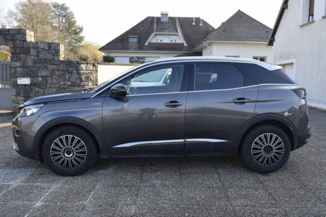 PEUGEOT 3008 GT LINE 130 CV EAT8 6