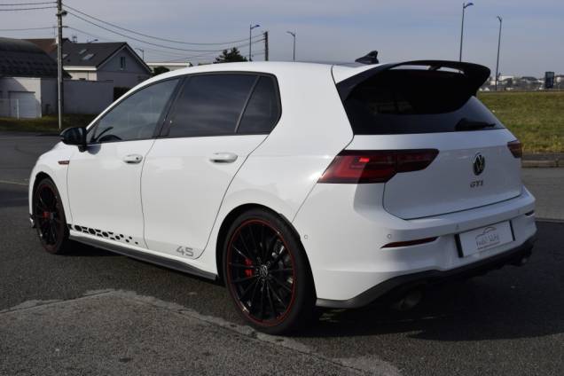 VOLKSWAGEN GOLF GTI CLUBSPORT EDITION 45 300 CV DSG 3