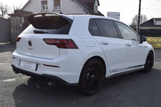 VOLKSWAGEN GOLF GTI CLUBSPORT EDITION 45 300 CV DSG 4