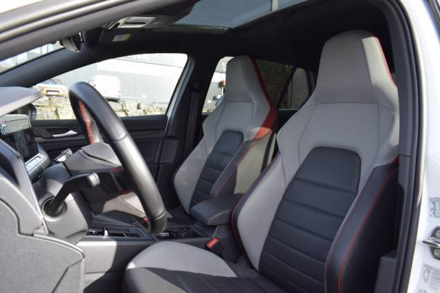 VOLKSWAGEN GOLF GTI CLUBSPORT EDITION 45 300 CV DSG 8