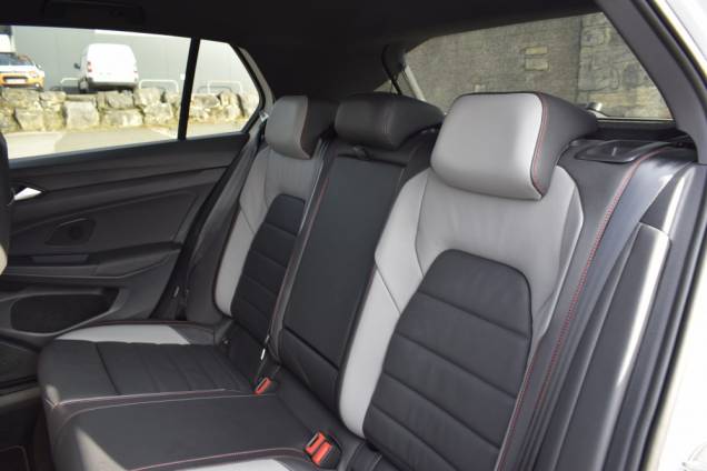 VOLKSWAGEN GOLF GTI CLUBSPORT EDITION 45 300 CV DSG 9