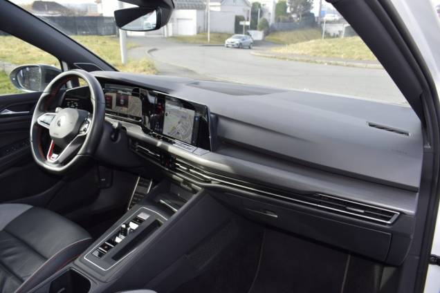 VOLKSWAGEN GOLF GTI CLUBSPORT EDITION 45 300 CV DSG 13
