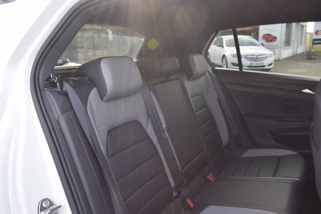VOLKSWAGEN GOLF GTI CLUBSPORT EDITION 45 300 CV DSG 15