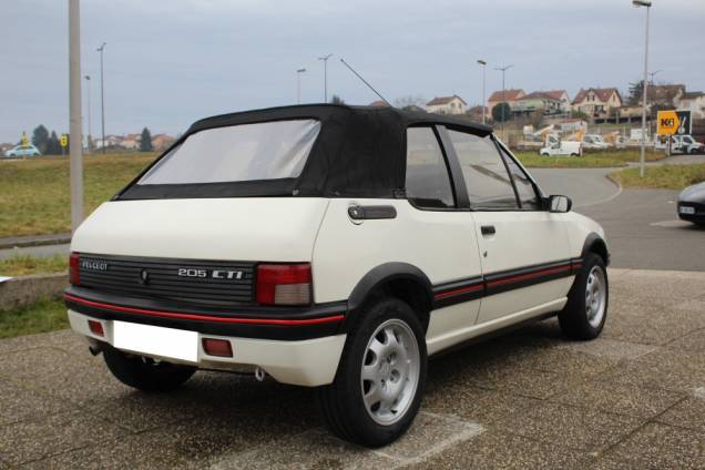 PEUGEOT 205 CTI 1.9i 102 CV BVM5 10