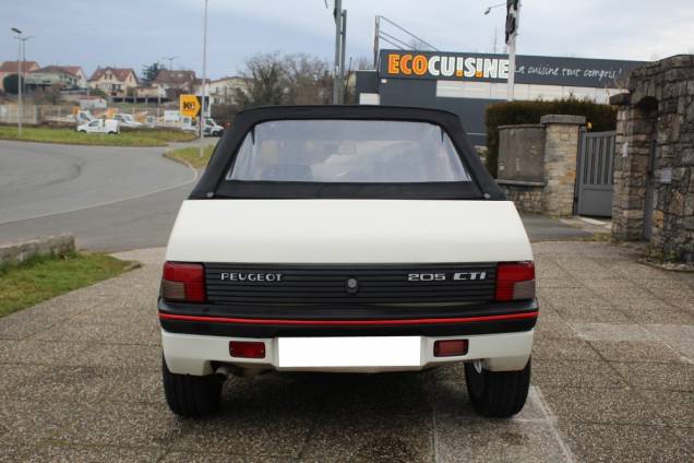 PEUGEOT 205 CTI 1.9i 102 CV BVM5 12