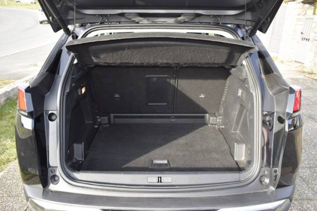 PEUGEOT 3008 ALLURE BUSINESS HDI 130 CV EAT8 16