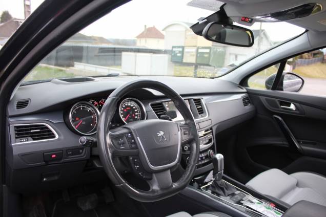 PEUGEOT 508 SW RXH 2.0 HDI 180 CV EAT6 / TOIT PANORAMIQUE 9