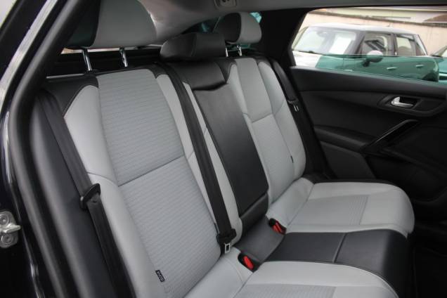PEUGEOT 508 SW RXH 2.0 HDI 180 CV EAT6 / TOIT PANORAMIQUE 14