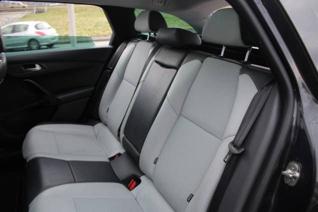 PEUGEOT 508 SW RXH 2.0 HDI 180 CV EAT6 / TOIT PANORAMIQUE 15