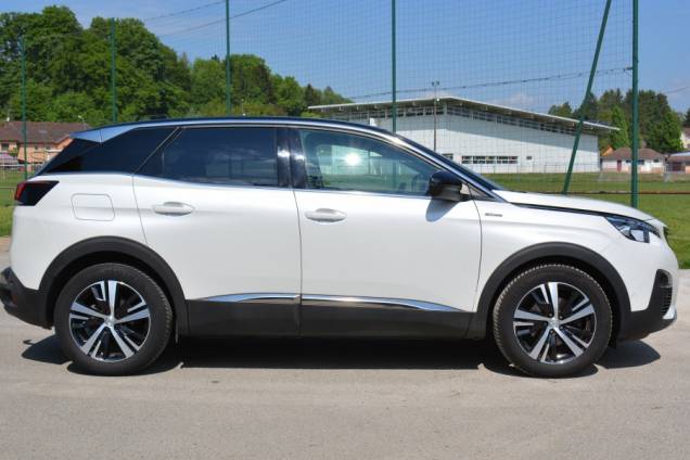 PEUGEOT 3008 GT LINE 130 CV / 1ere MAIN / 59950 KMS / ATTELAGE / SUIVI COMPLET 7
