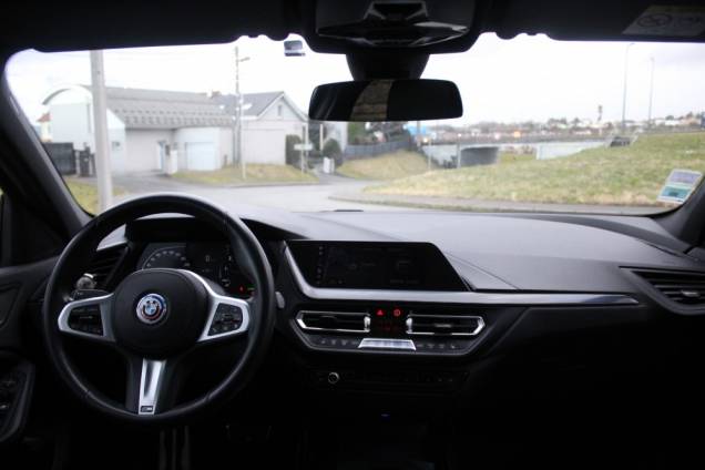 BMW SERIE 1 F40 M SPORT 118I 140 CV DKG 7 / TOIT OUVRANT PANORAMIQUE 11