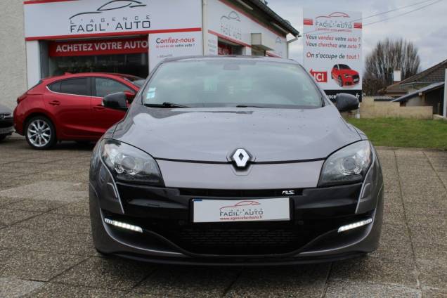 RENAULT MEGANE RS 2.0i 265 CV BVM6 / BOSE 2
