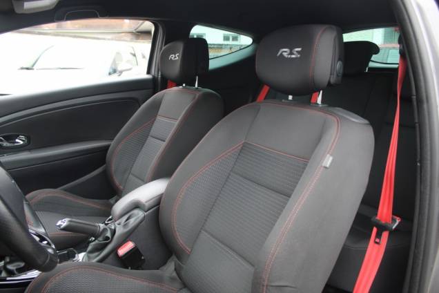 RENAULT MEGANE RS 2.0i 265 CV BVM6 / BOSE 13