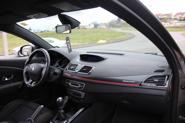 RENAULT MEGANE RS 2.0i 265 CV BVM6 / BOSE 10
