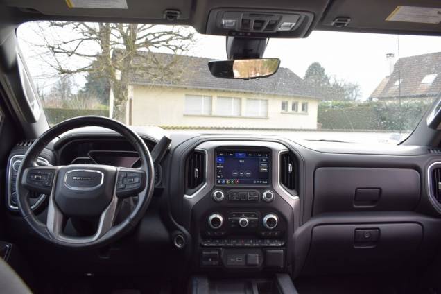 GMC SIERRA DENALI CREW CAB 6.2 V8 426 CV BVA / 1ERE MAIN / PAS DE MALUS 8