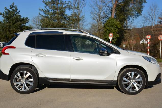 PEUGEOT 2008 FELINE TITANE 1.6 HDI 100 CV / TOIT PANORAMIQUE 7